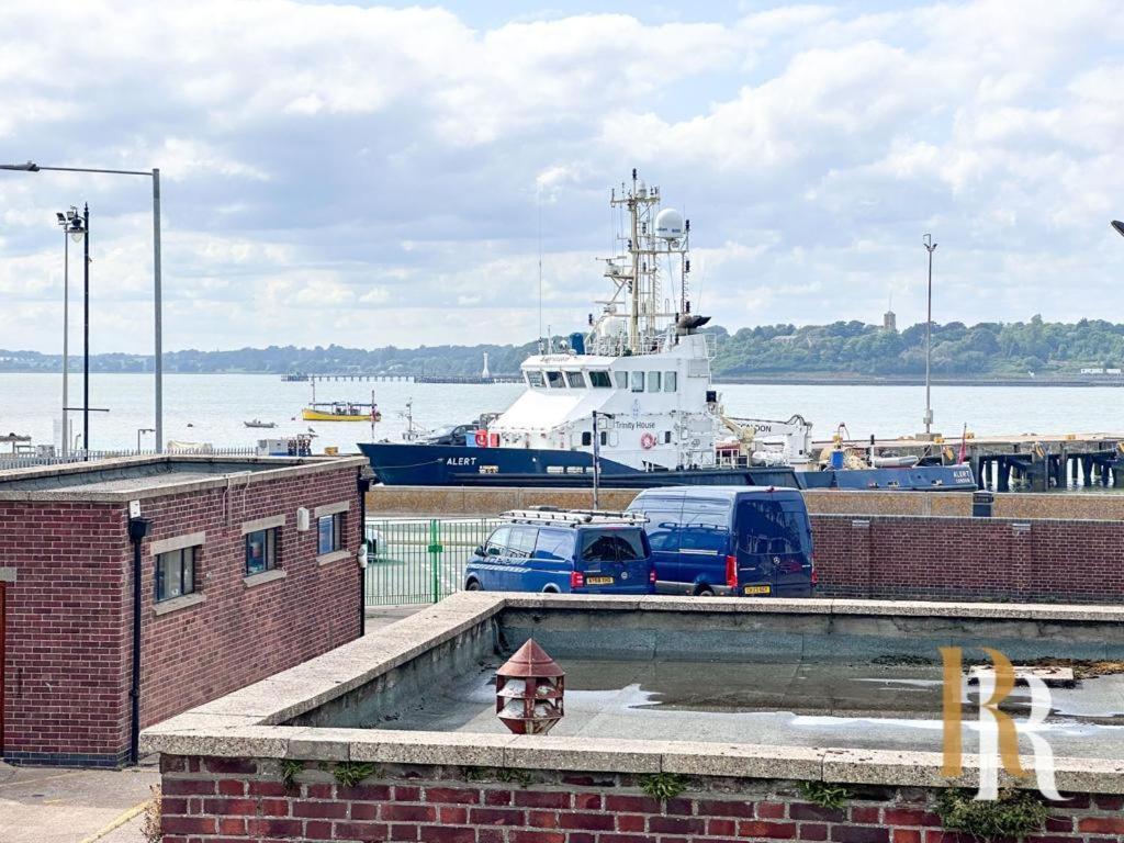 Fisherman'S Cottage - Harwich Breaks - Brand New - Long Stays Available Great Prices - Get In Touch For All Bookings - Cottage In Harwich - Beach Stay エクステリア 写真